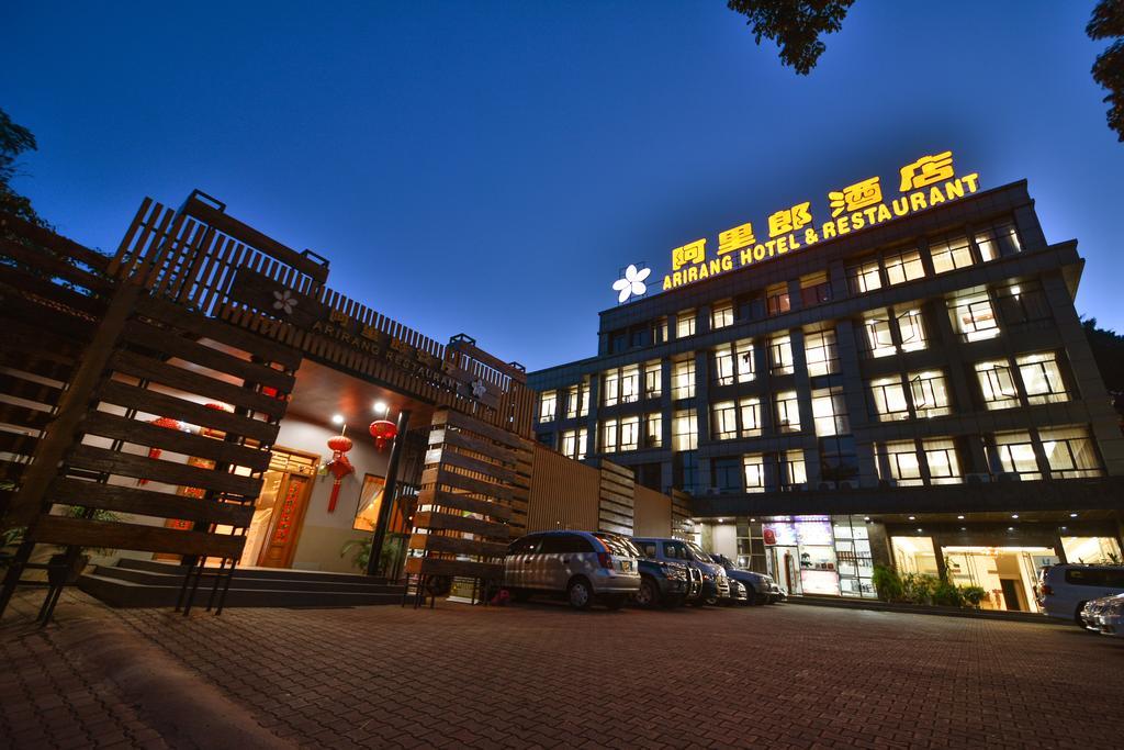 Arirang Hotel Kampala Exterior photo